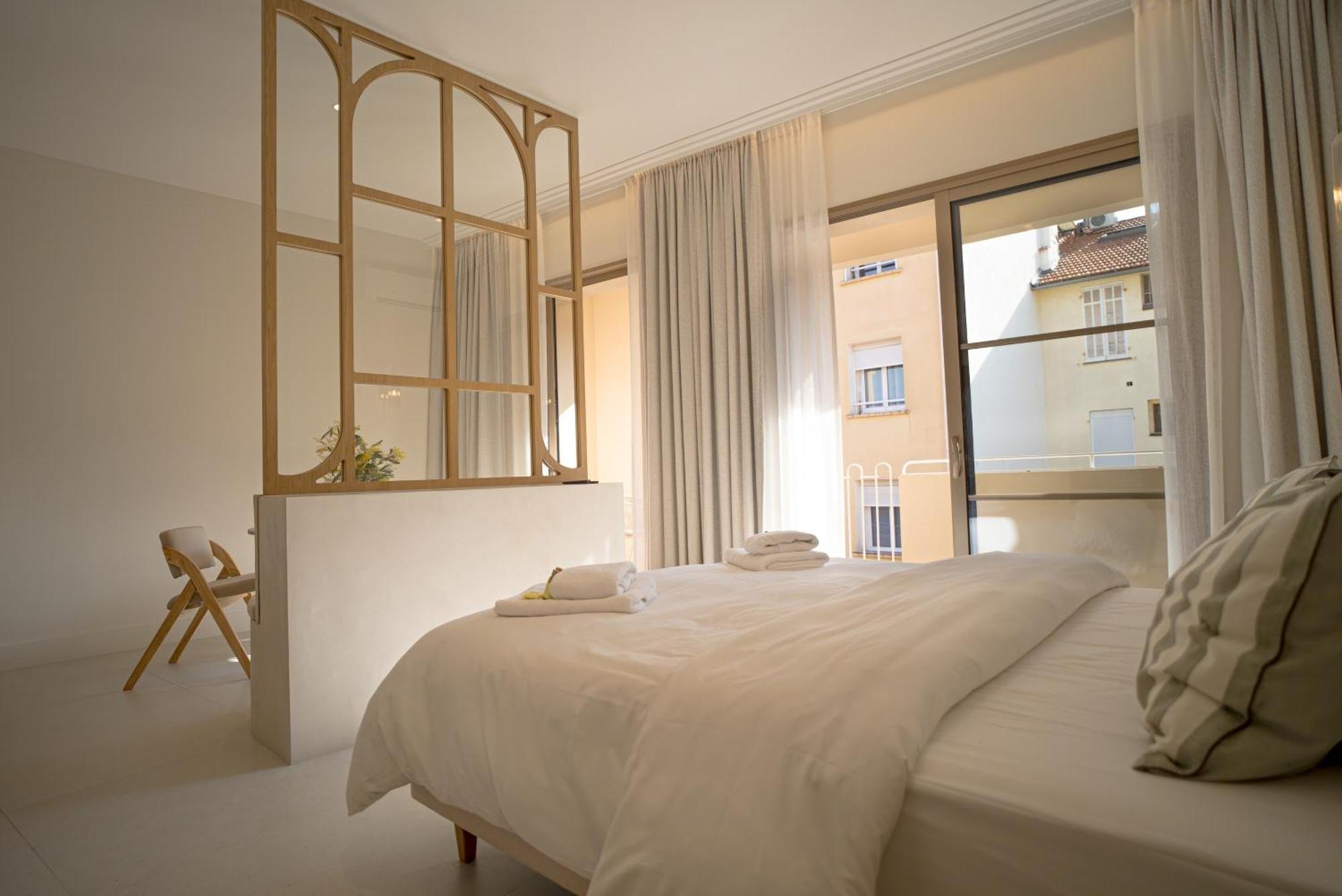 Studios Raffines Avec Terrasses - Plages, Ville Et Gare A Pied - Maison Raphael Saint-Raphaël 外观 照片
